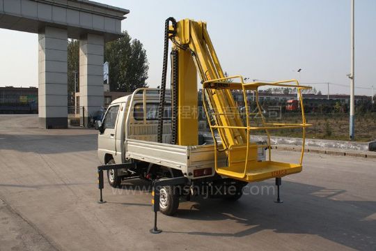 點擊查看詳細信息<br>標題：小型電動高空作業車 閱讀次數：3473