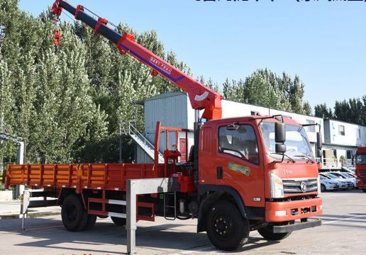 點擊查看詳細信息<br>標題：6.3噸東風隨車吊 閱讀次數：2000