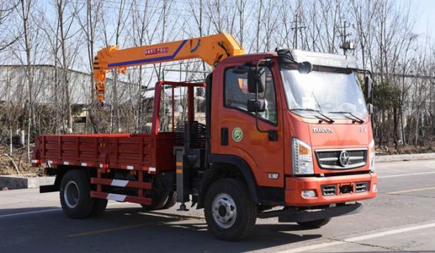 點擊查看詳細信息<br>標題：3.2噸大運隨車吊 閱讀次數：2175