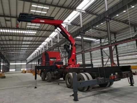 點擊查看詳細信息<br>標題：15噸折臂吊 閱讀次數：2848