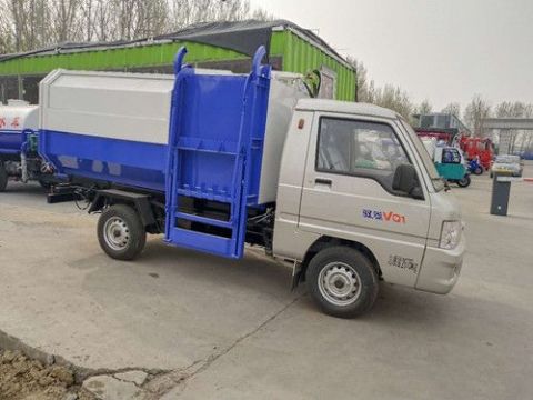 點擊查看詳細信息<br>標題：3.5方汽油版福田馭菱垃圾車 閱讀次數：3386
