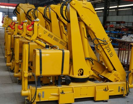 點擊查看詳細信息<br>標題：SQ3S3  3.2噸折臂吊 閱讀次數：2751